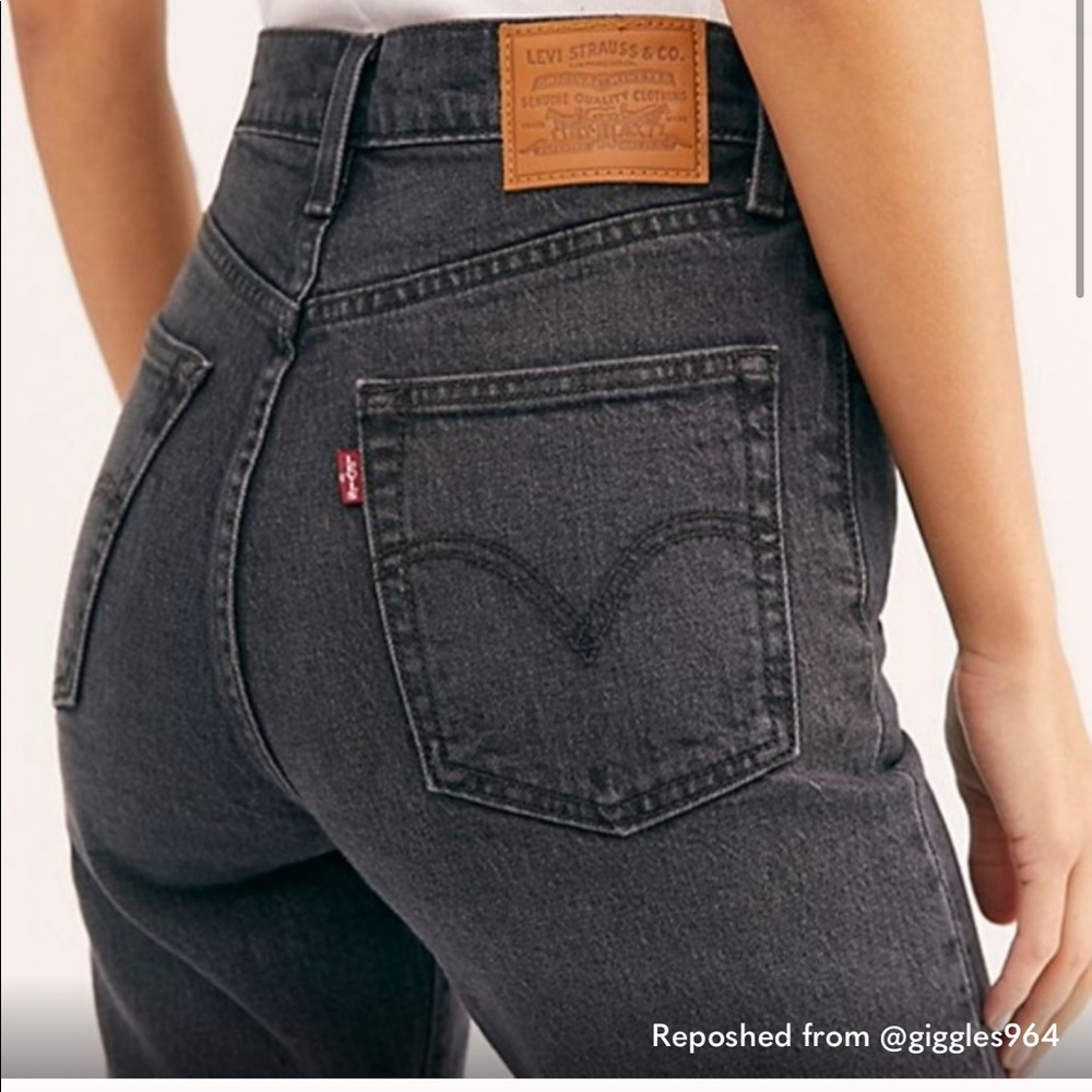 Levi’s Ribcage Flare Jeans